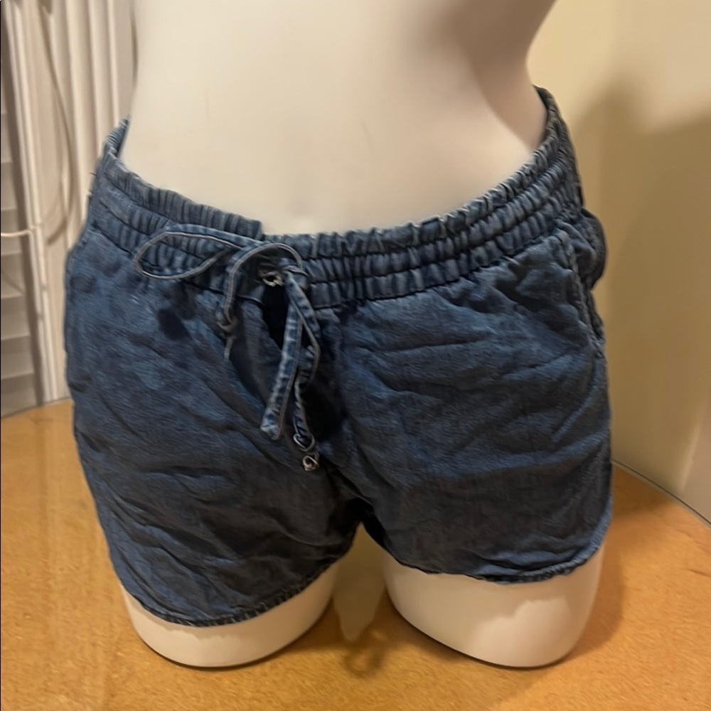 Gap Women’s Blue Denim Drawstring Shorts Size 8 - Picture 11 of 16